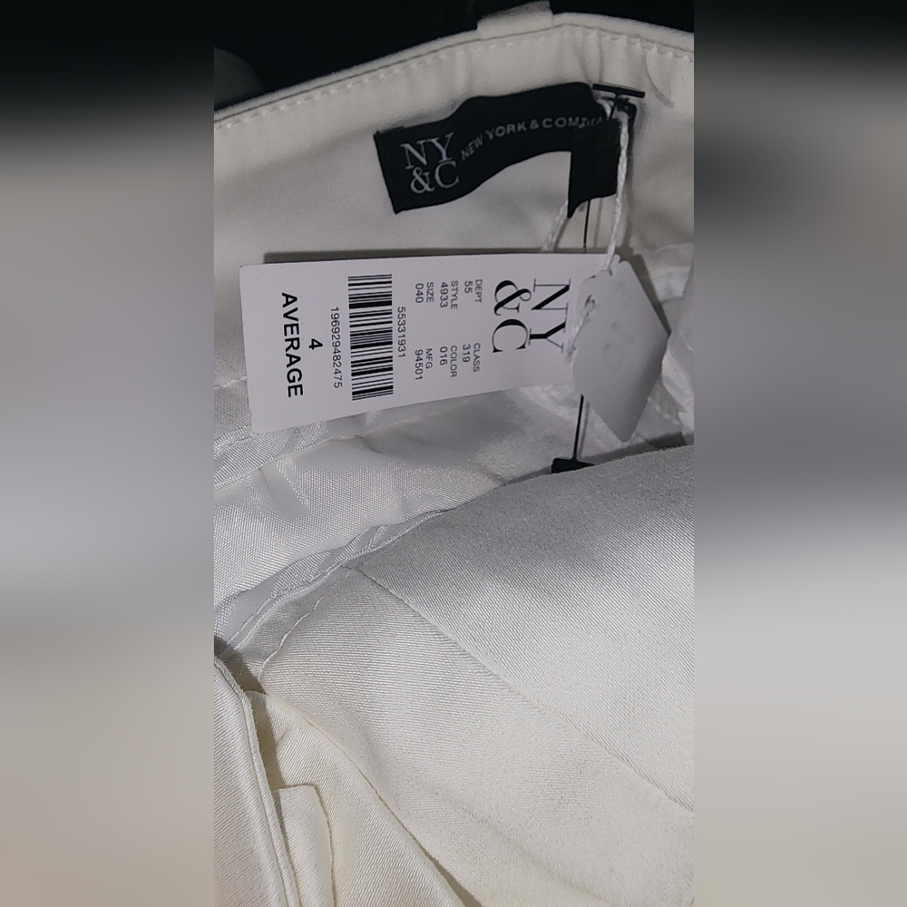 White Capri - image 1